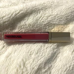 New Hourglass High Shine Volumizing Unreal Lipgloss - Canvas